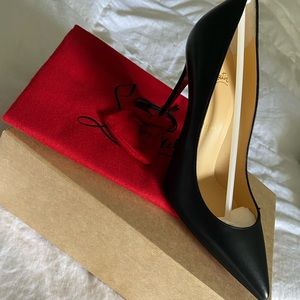 christian louboutin Kate blk New with box and dust bag